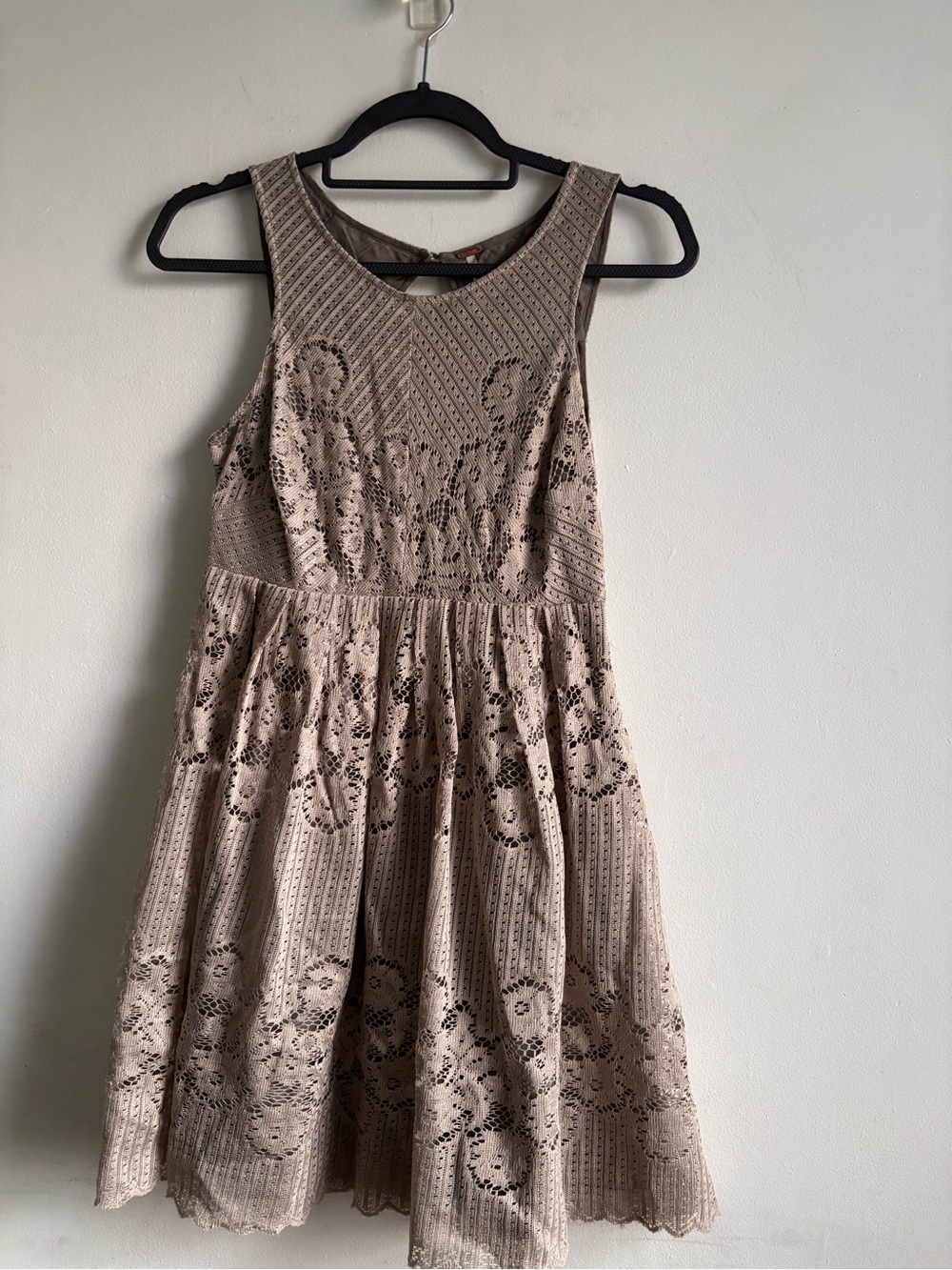 Free People Lace-Overlay Midi Dress in Taupe